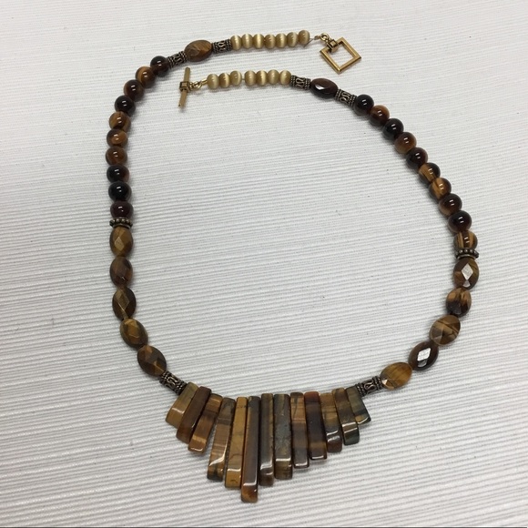 Beautiful Tiger Eye Necklace - Picture 4 of 4